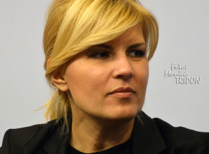 Elena-Udrea-74