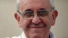 Papa revine cu clarificări privind remarca potrivit căreia catolicii “nu ar trebui să se înmulţească precum iepurii”
