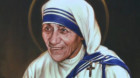 Moment istoric la Vatican: Maica Tereza a fost declarată sfântă de către Papa Francisc