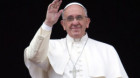 Pelerinii români, salutaţi primii de Papa Francisc la rugăciunea Angelus
