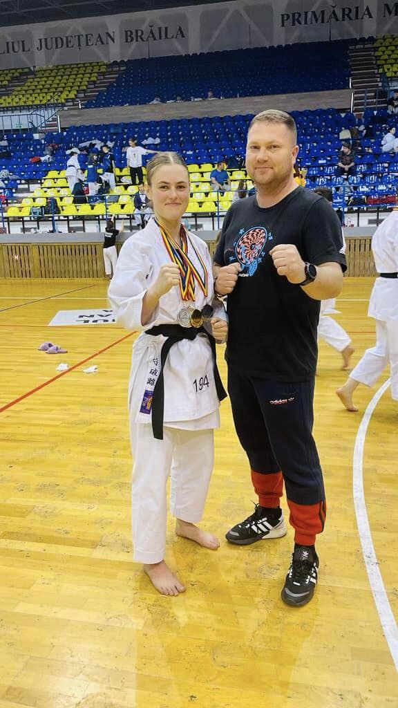 karate traditional antrenor + Dragan Daria